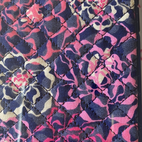 🚦NWT Vera Bradley Quilted iPhone X Case - Picture 2 of 6